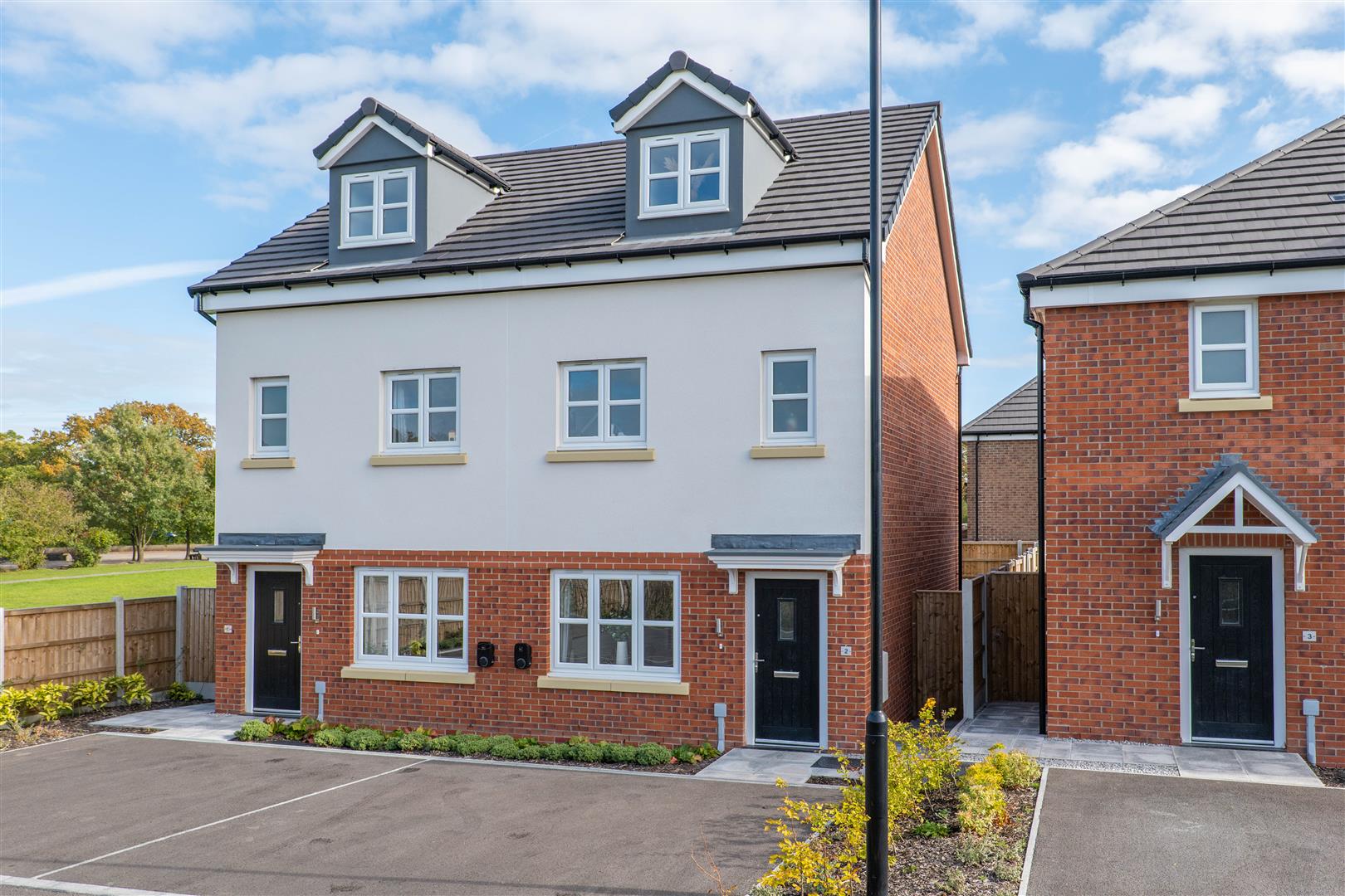 3 bed property in Lily Avenue, Chorley